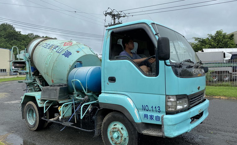 
								ISUZU JUSTON CONCRETE MIXER – ACL5972 full									