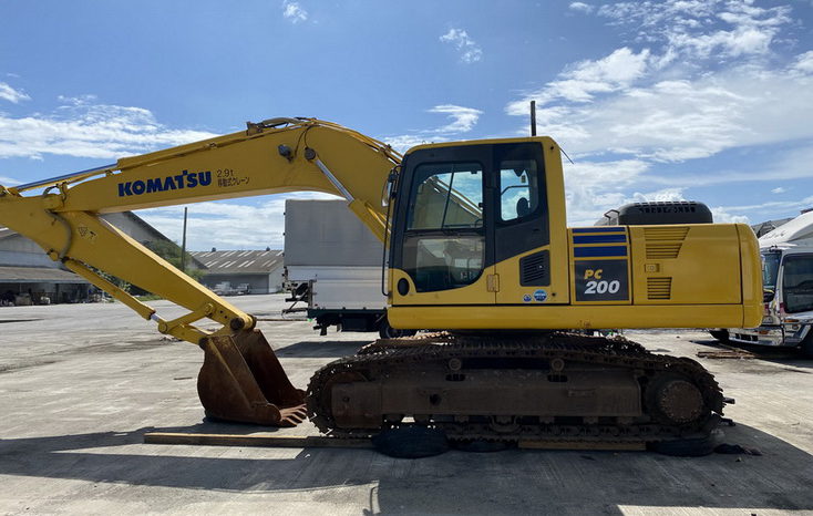 
								KOMATSU EXCAVATOR – DT1384 full									