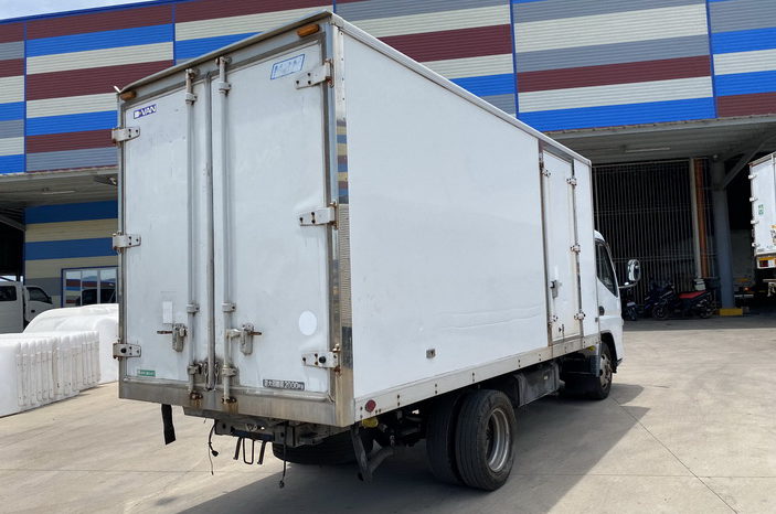 
								MITSUBISHI CANTER CLOSED VAN – ACL6581 full									