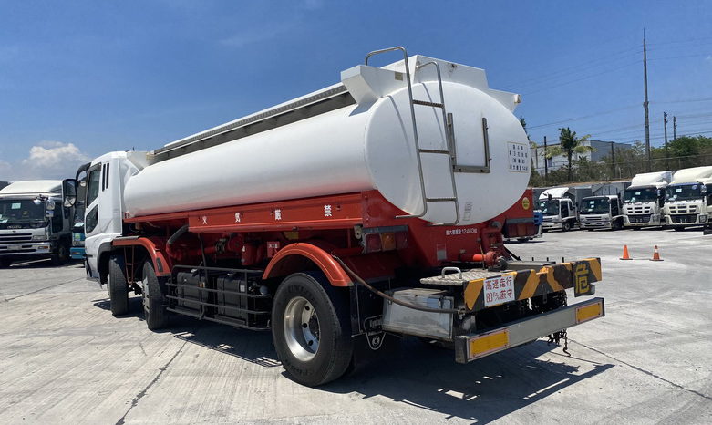 
								MITSUBISHI SUPERGREAT TANKER TRUCK – ACL6623 full									