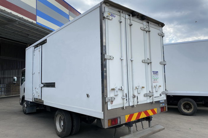 
								ISUZU ELF FREEZER VAN – ACL6634 full									