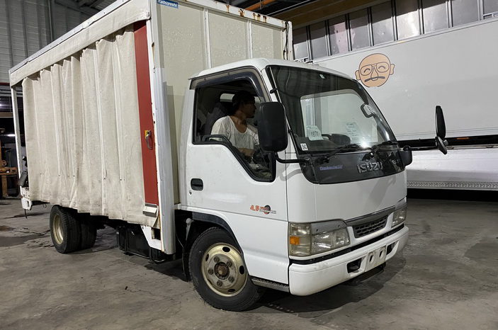 
								ISUZU ELF CLOSED VAN – ACL6652 full									