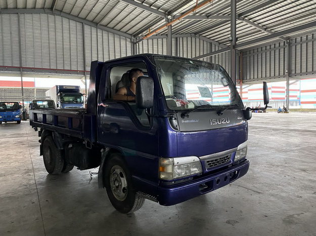 
								ISUZU ELF MINI DUMP TRUCK – ACL6902 full									